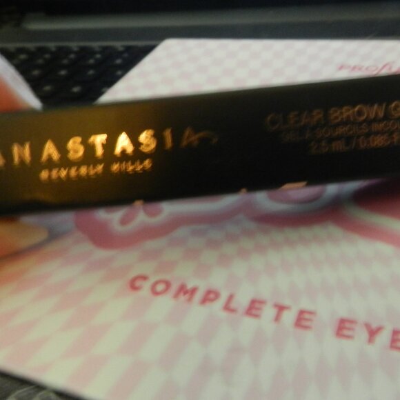 Anastasia Beverly Hills Clear Brow Gel🆕NWT!FAST SHIPPED🏃‍♀️⚡💨🚚 - Picture 8 of 14